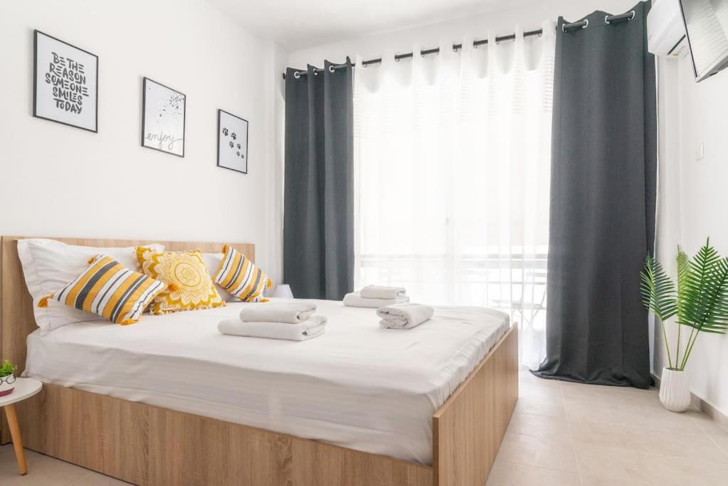 New Studio In The Heart Of City Center Héraklion Extérieur photo