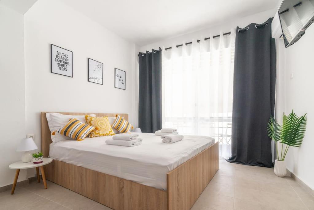 New Studio In The Heart Of City Center Héraklion Extérieur photo